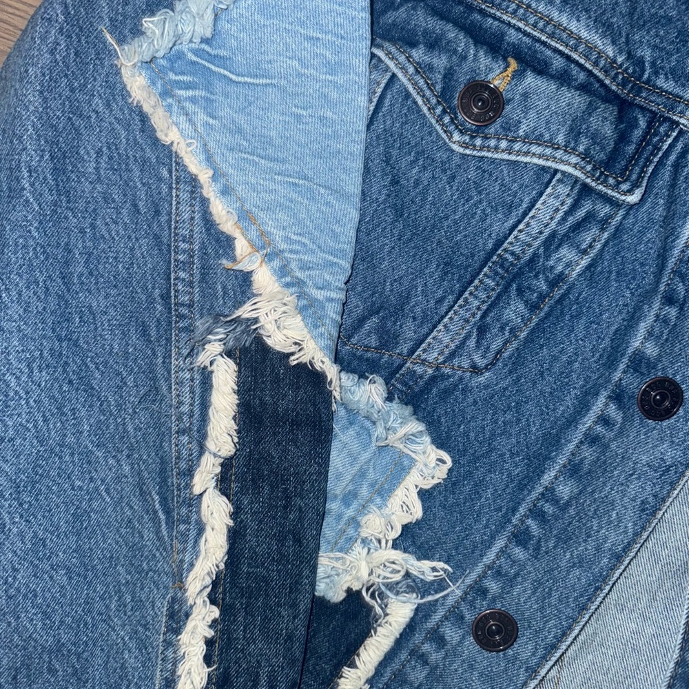 Urban Outfitters Oversized BDG Blue Patchwork Jean Jacket - Picture 2 of 4